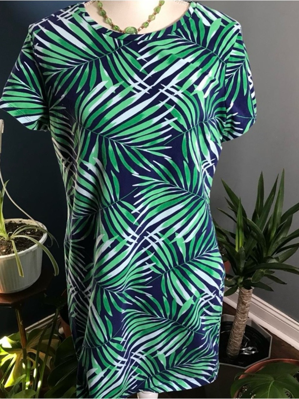 Old Navy Navy and Green Tropical Leaf Shift Dress